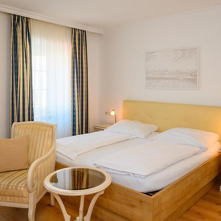 Appartement-Hotel Gh Zum Goldenen Schiff Enns Εξωτερικό φωτογραφία