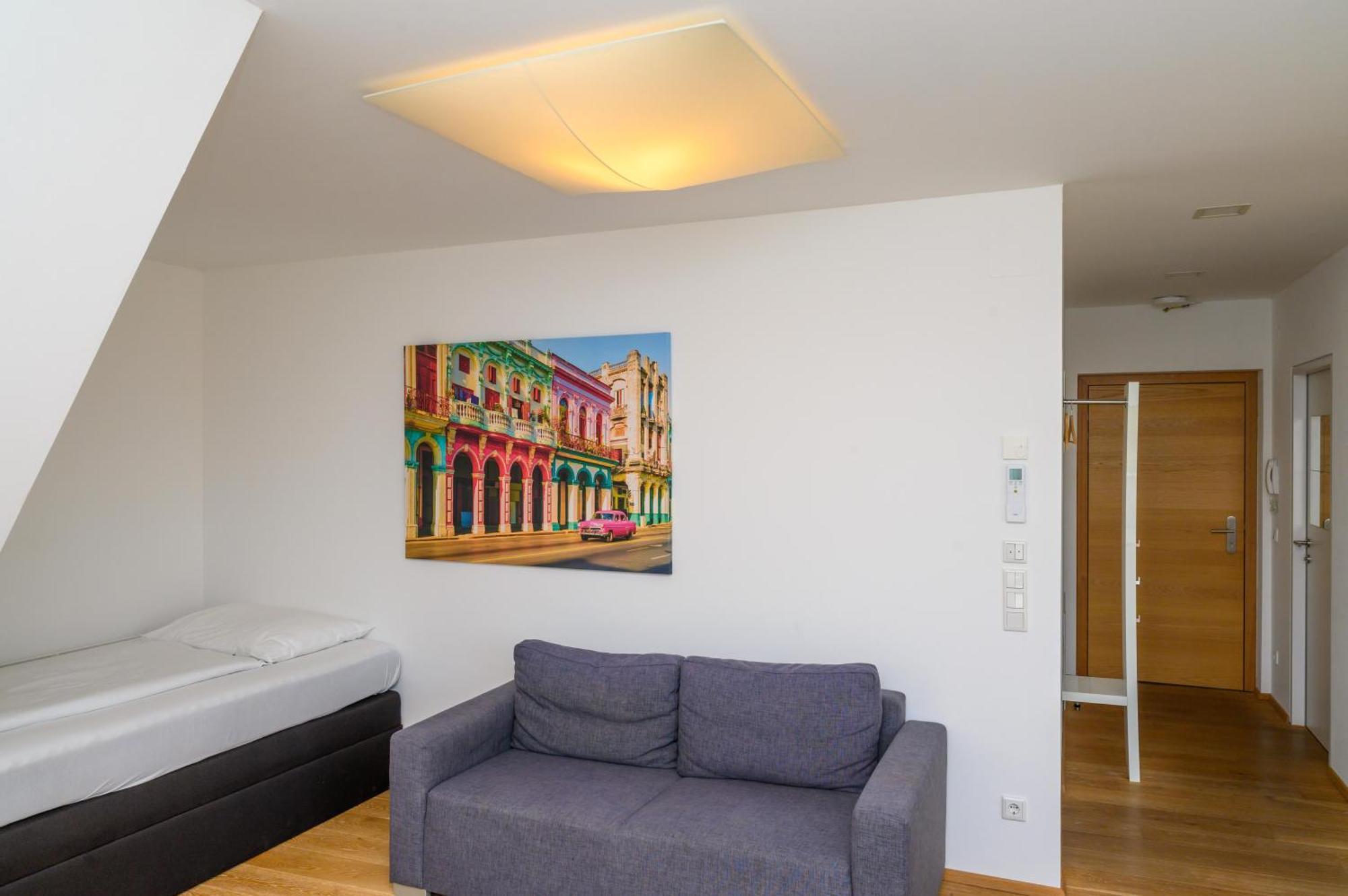 Appartement-Hotel Gh Zum Goldenen Schiff Enns Εξωτερικό φωτογραφία