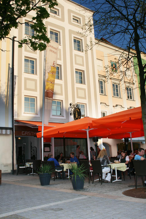 Appartement-Hotel Gh Zum Goldenen Schiff Enns Εξωτερικό φωτογραφία